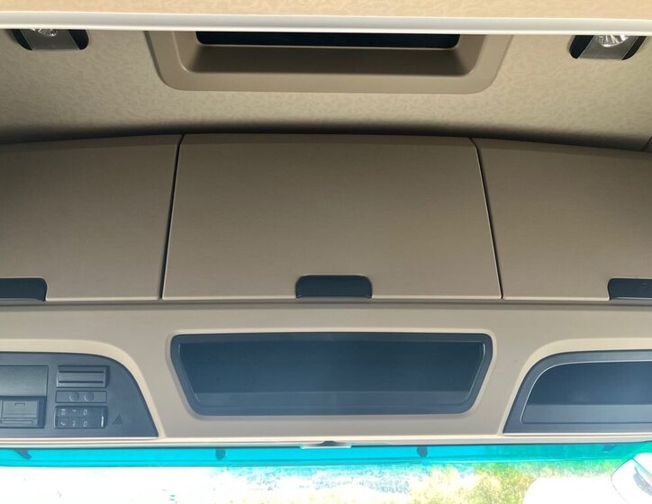 Mercedes-Benz Ostatní Ostatní 12,7 l 350 kw