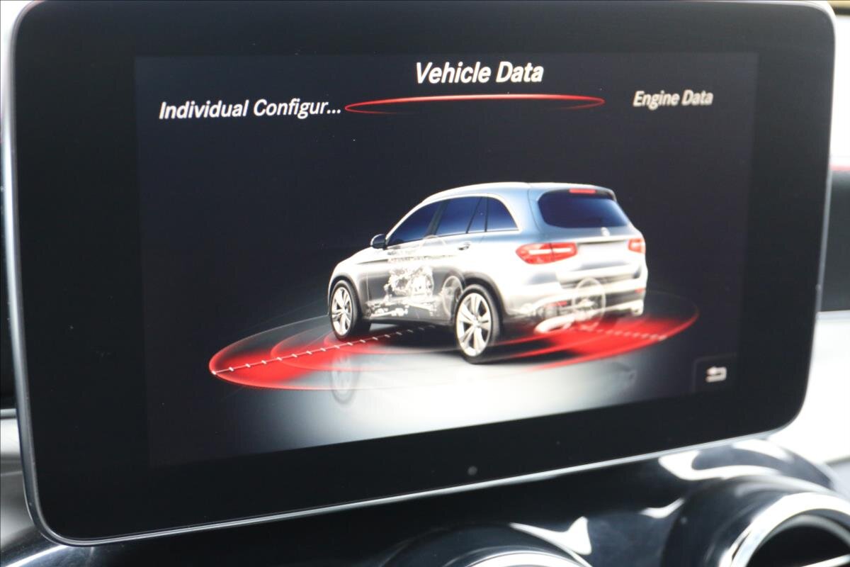 Mercedes-Benz GLC SUV / Terénní 3,0 l 270 kw