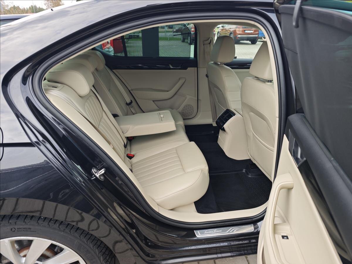 Škoda Superb Sedan / Limuzína 2,0 l 110 kw