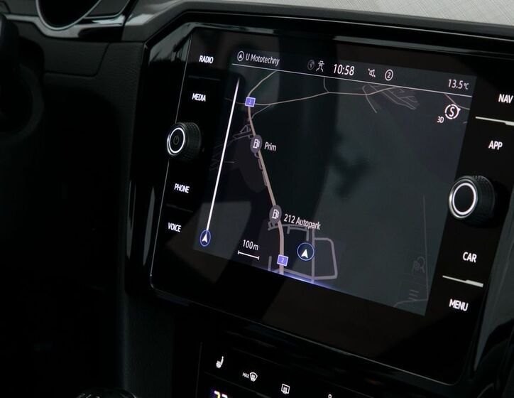 Volkswagen Passat 25