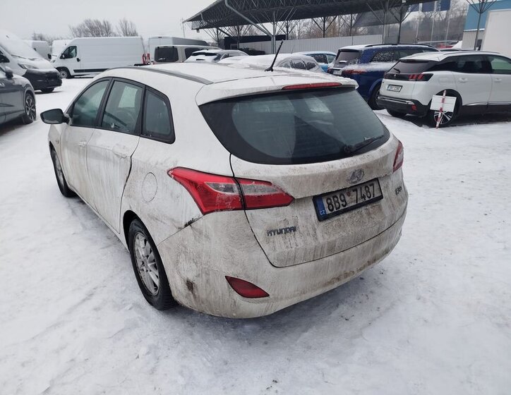 Hyundai i30 Kombi 1,4 l 73 kw