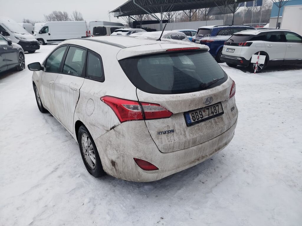 Hyundai i30 Kombi 1,4 l 73 kw