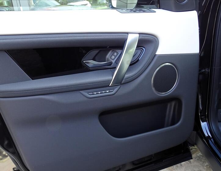 Land Rover Discovery Sport 9