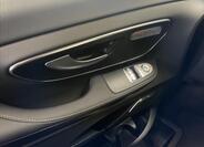 Mercedes-Benz Třídy V 12