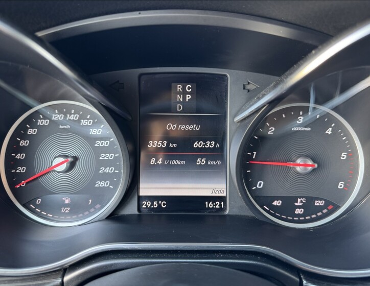 Mercedes-Benz Třídy V 33