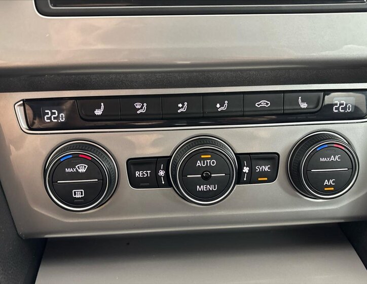 Volkswagen Passat Kombi 2,0 l 140 kw