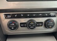 Volkswagen Passat Kombi 2,0 l 140 kw