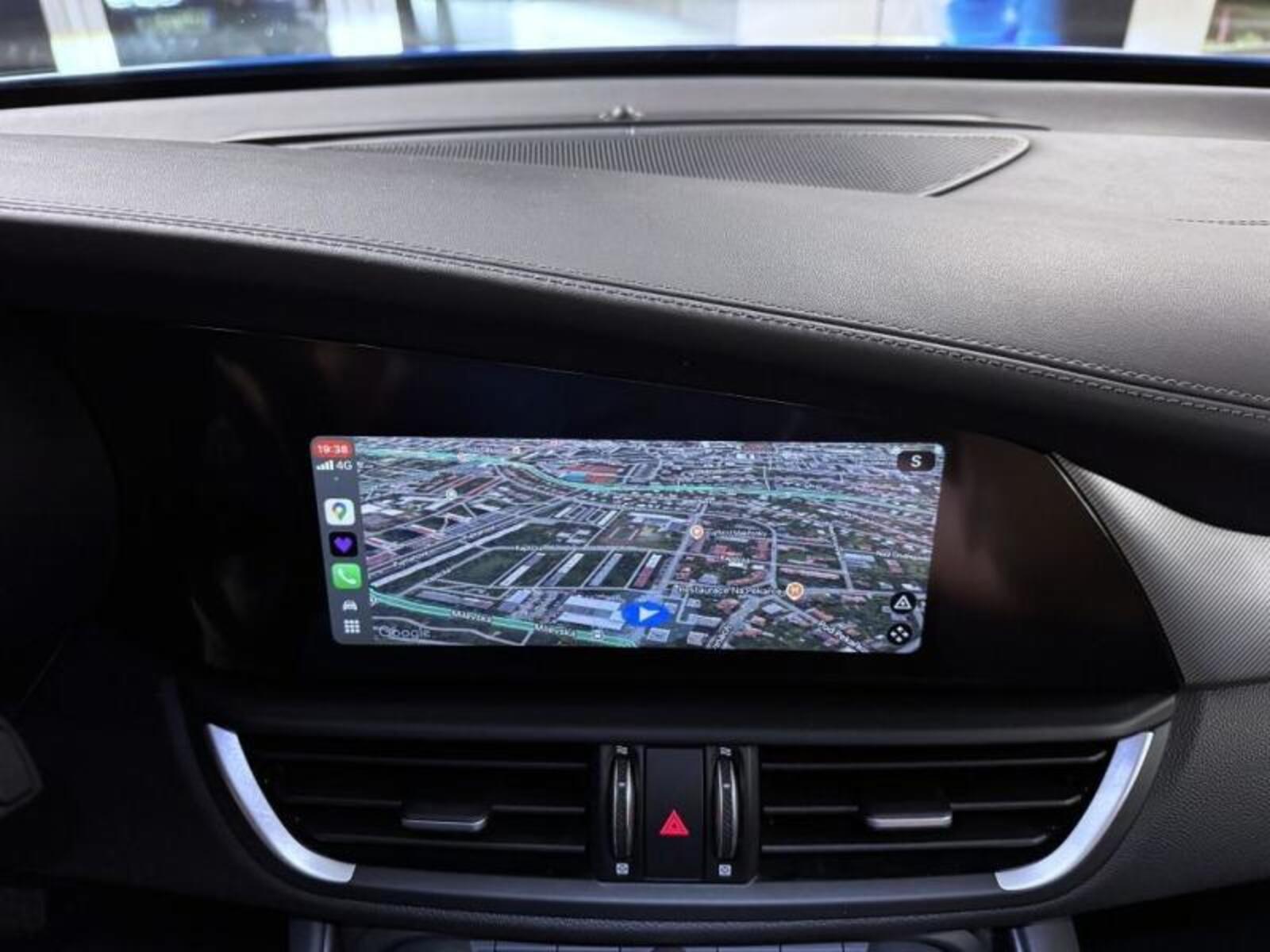 Alfa Romeo Giulia 15