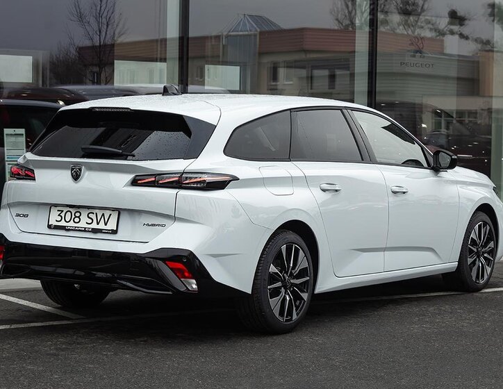 Peugeot 308 Kombi 1,2 l 107 kw