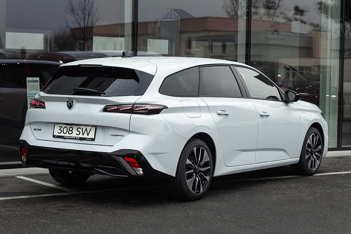 Peugeot 308 Kombi 1,2 l 107 kw