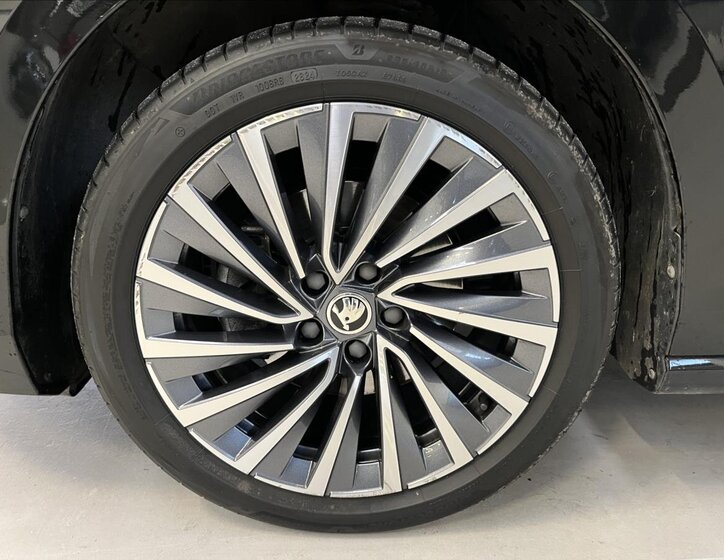 Škoda Superb Liftback 2,0 l 110 kw