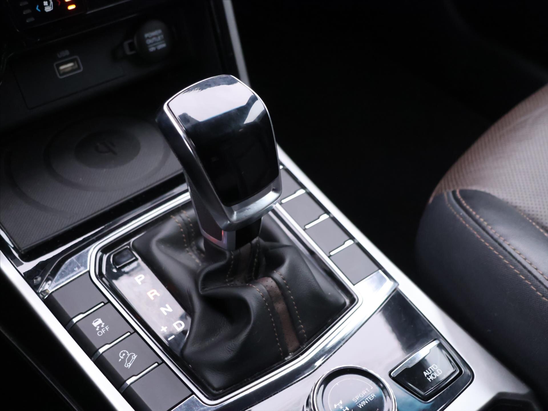 SsangYong Korando SUV / Terénní 1,5 l 120 kw