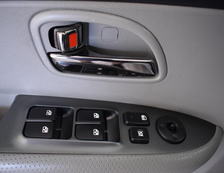 KIA Carens MPV 1,6 l 94 kw