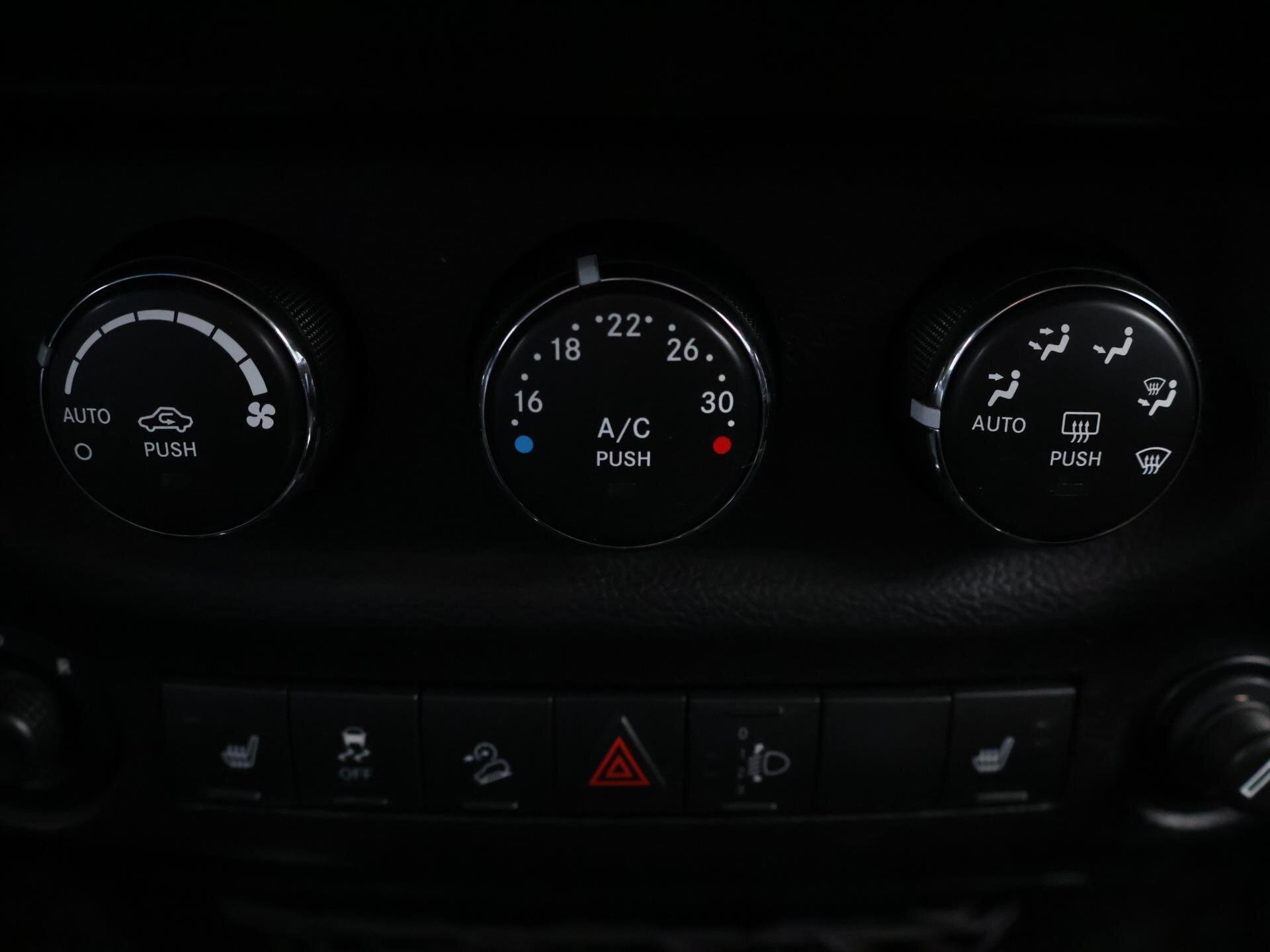 Jeep Wrangler SUV / Terénní 2,8 l 147 kw