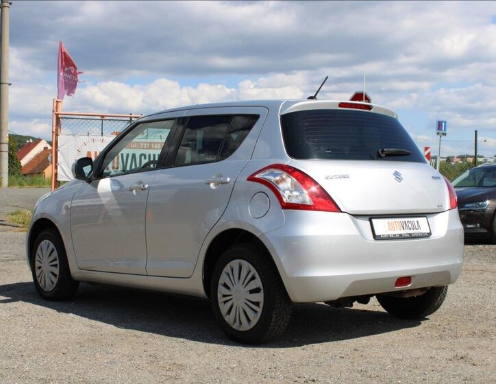 Suzuki Swift Hatchback 1,2 l 66 kw