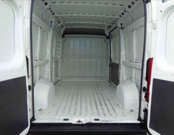 Peugeot Boxer Ostatní 2,2 l 88 kw