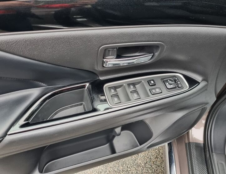 Mitsubishi Outlander 22