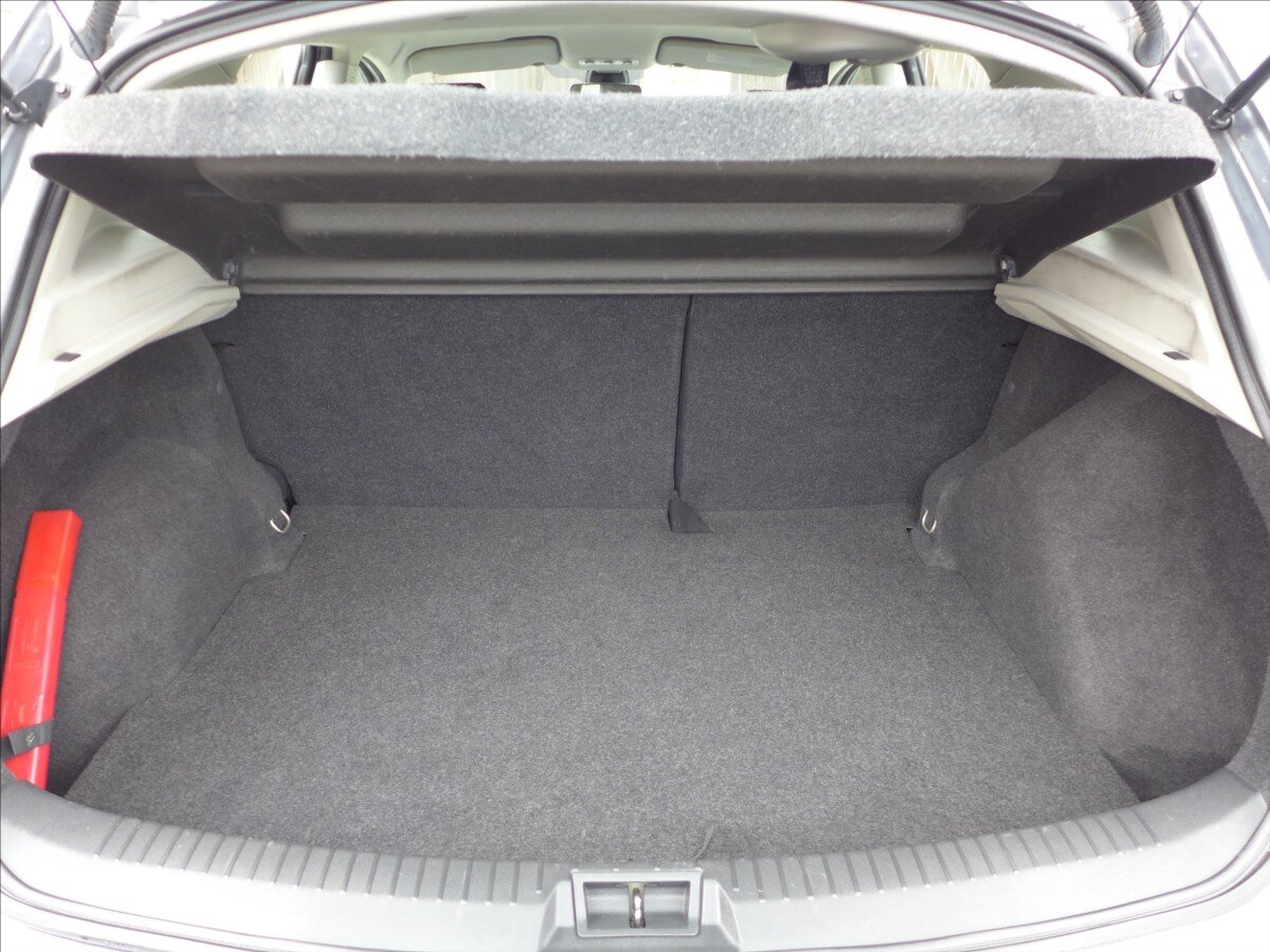 Nissan Qashqai SUV / Terénní 1,6 l 86 kw