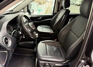 Mercedes-Benz Vito 12