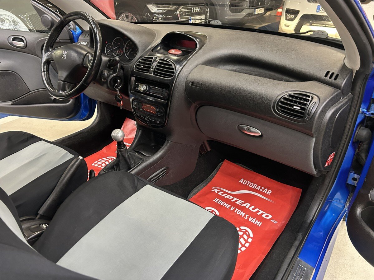 Peugeot 206 Kabriolet 2,0 l 100 kw