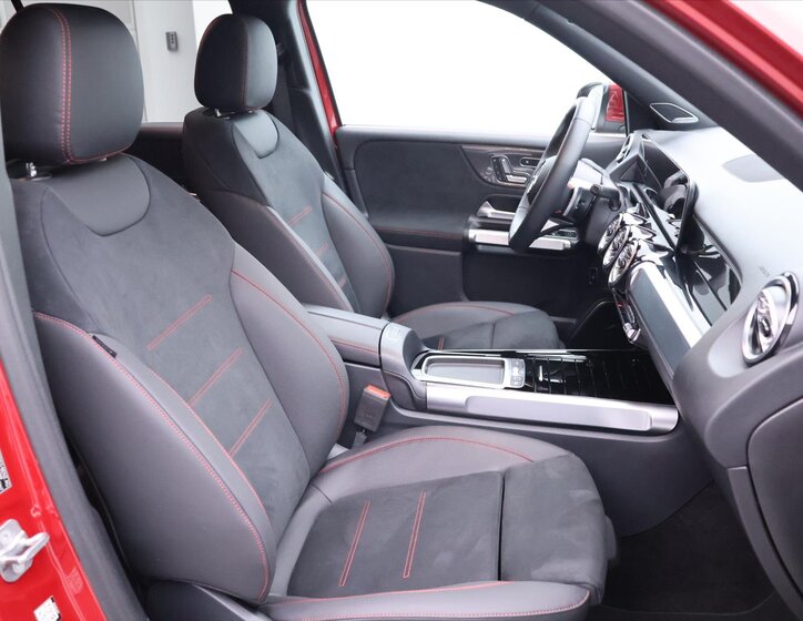 Mercedes-Benz GLB SUV 2,0 l 110 kw