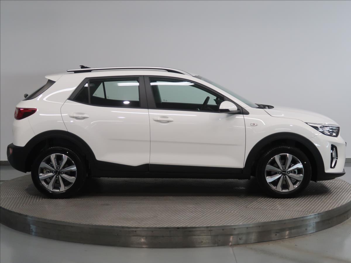 KIA Stonic SUV 1,2 l 57 kw