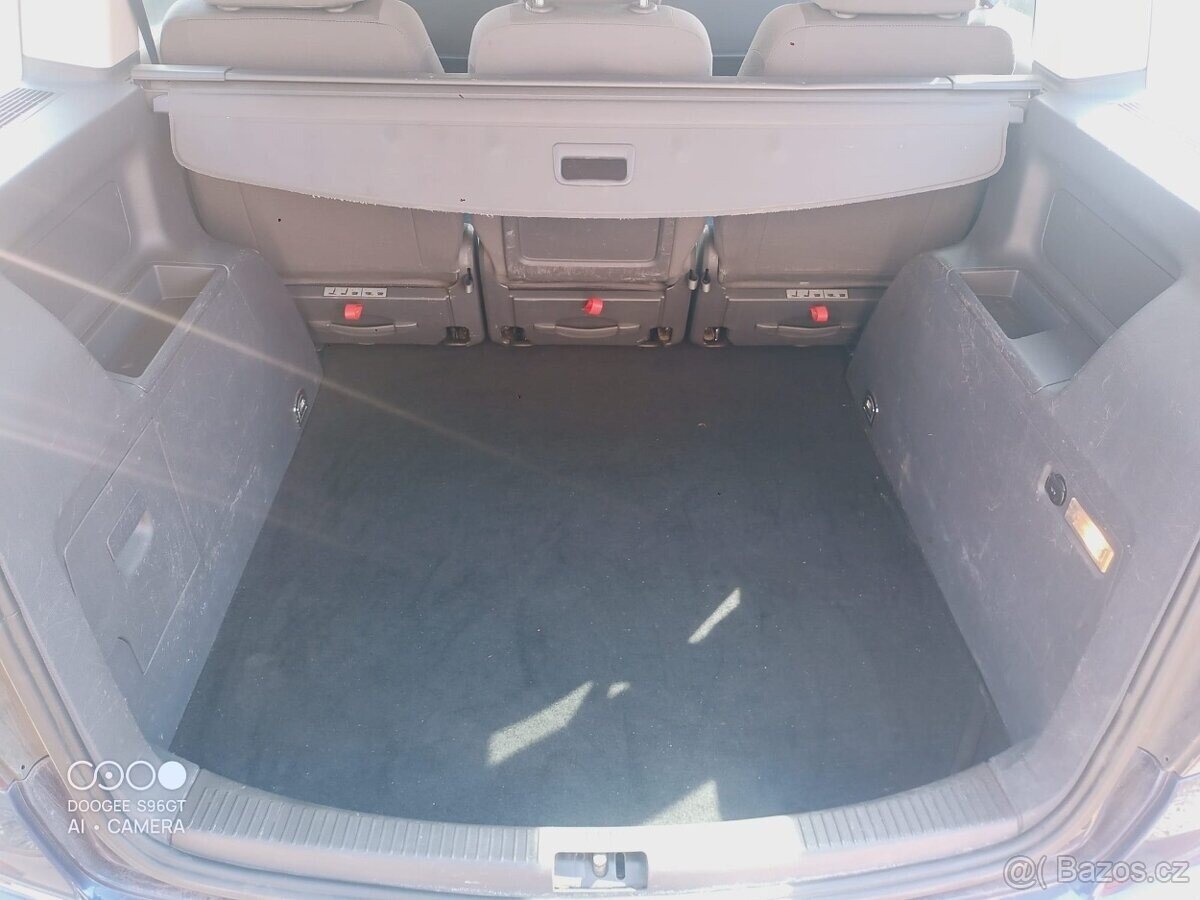 Volkswagen Touran VAN / Minibus 0,0 77 kw