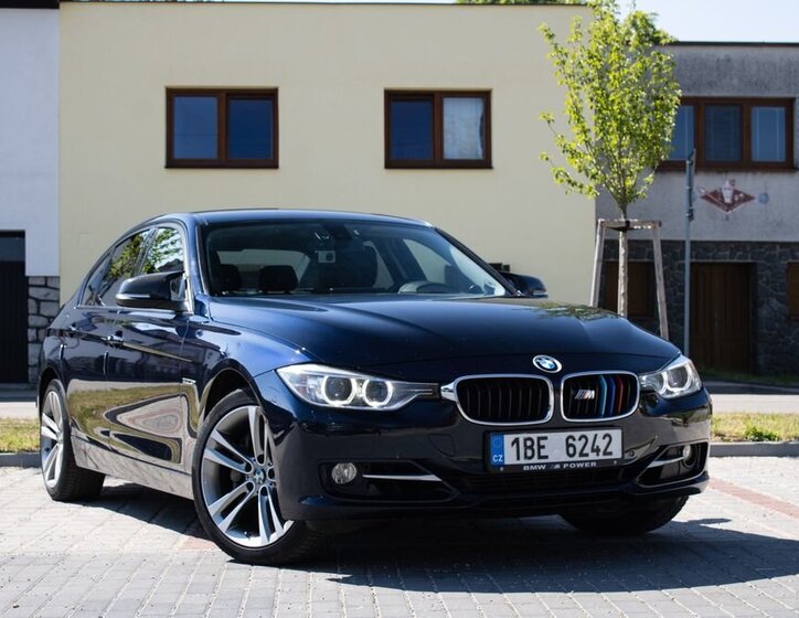 BMW Řada 3 Sedan / Limuzína 3,0 l 225 kw