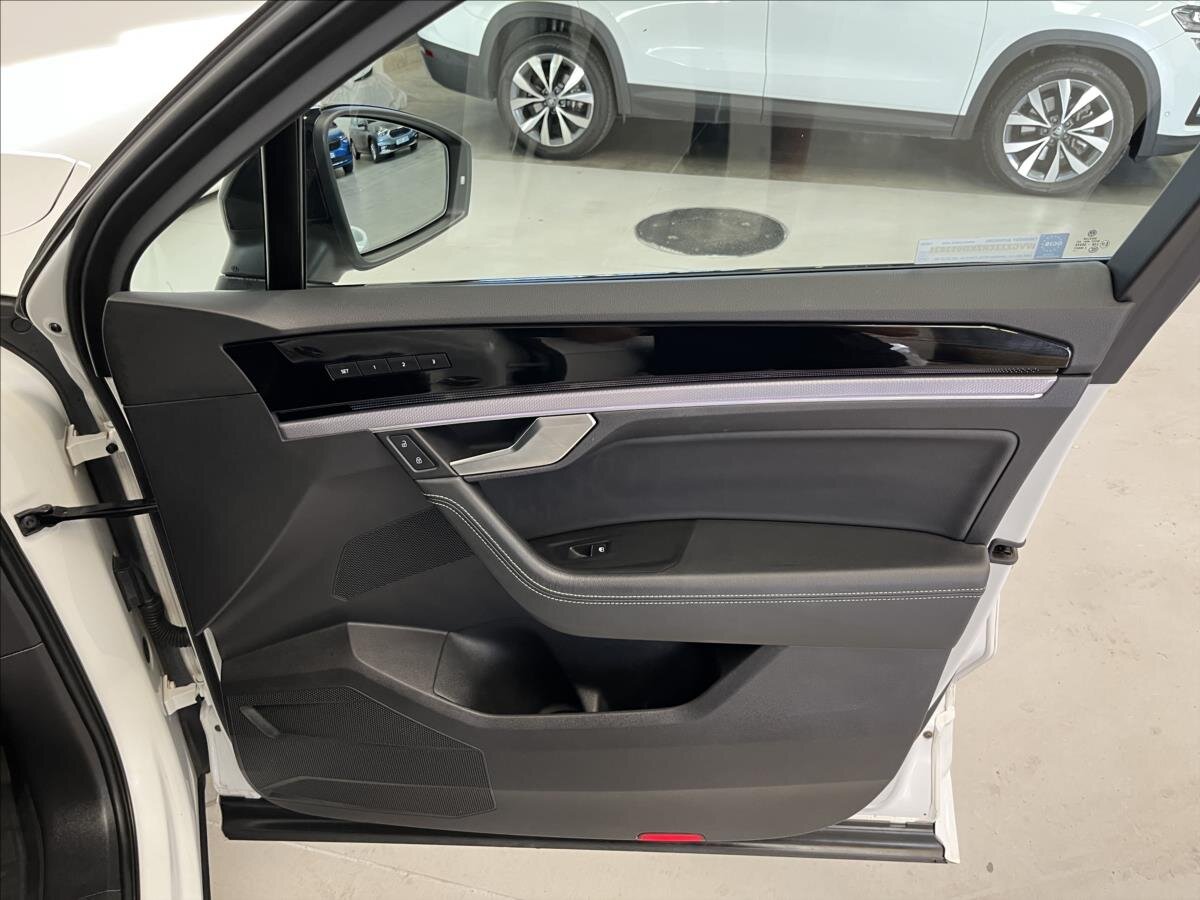 Volkswagen Touareg SUV 4,0 l 310 kw