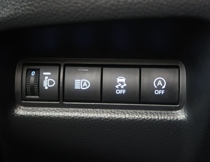 Toyota Aygo Hatchback 998,0 53 kw