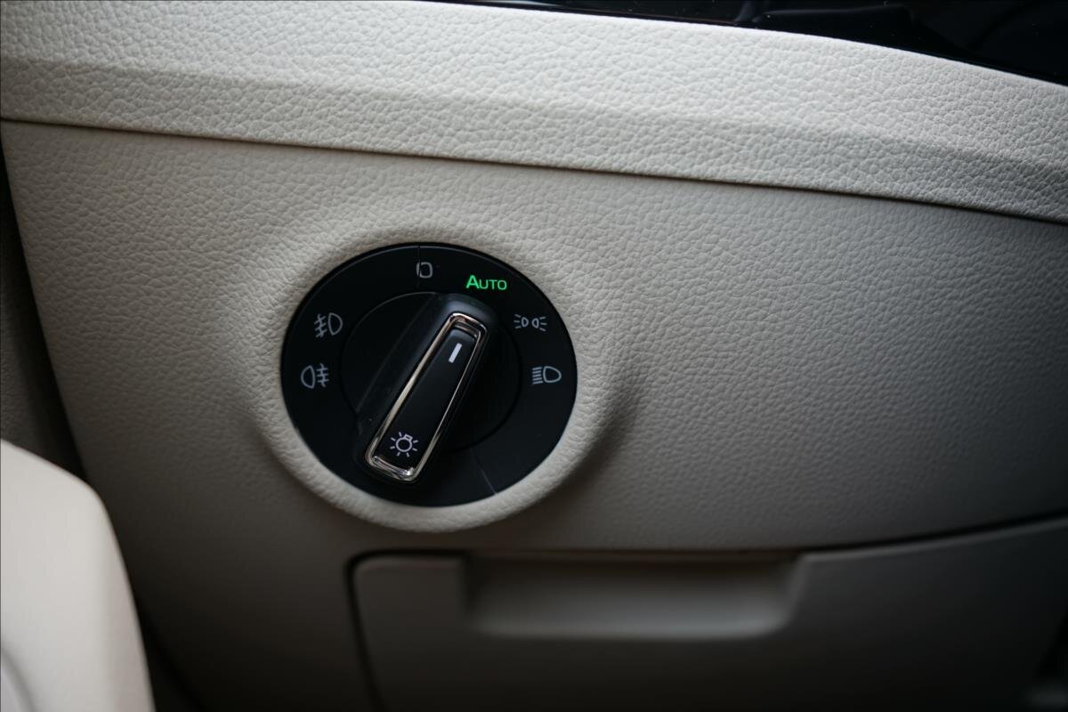 Škoda Superb Kombi 2,0 l 140 kw