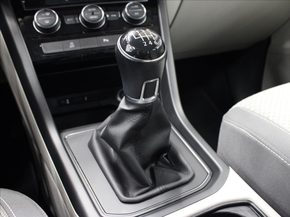 Volkswagen Touran Kombi 2,0 l 110 kw