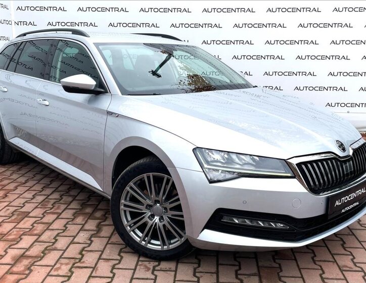 Škoda Superb 1