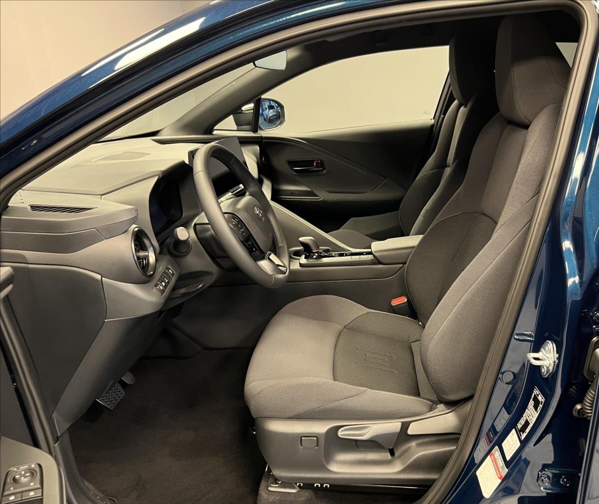 Toyota C-HR SUV / Terénní 2,0 l 111 kw