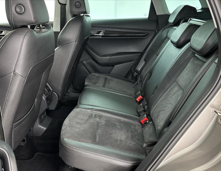 Škoda Karoq SUV / Terénní 1,5 l 110 kw