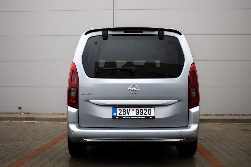 Opel Combo MPV 1,2 l 96 kw