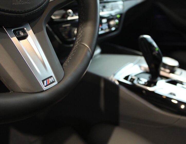 BMW Řada 5 Kombi 3,0 l 210 kw