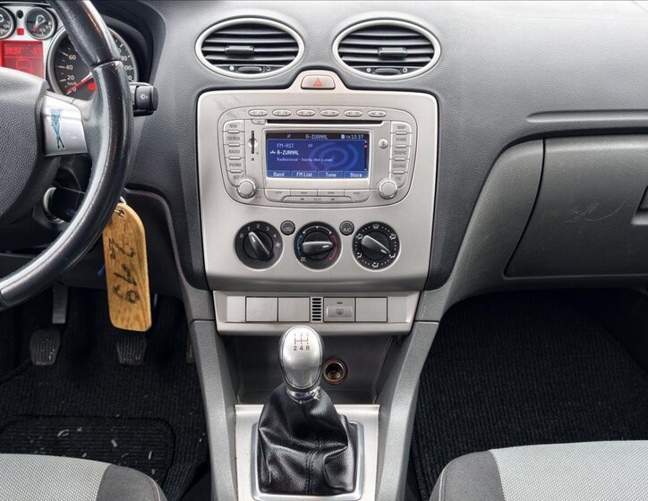 Ford Focus Kombi 1,6 l 66 kw