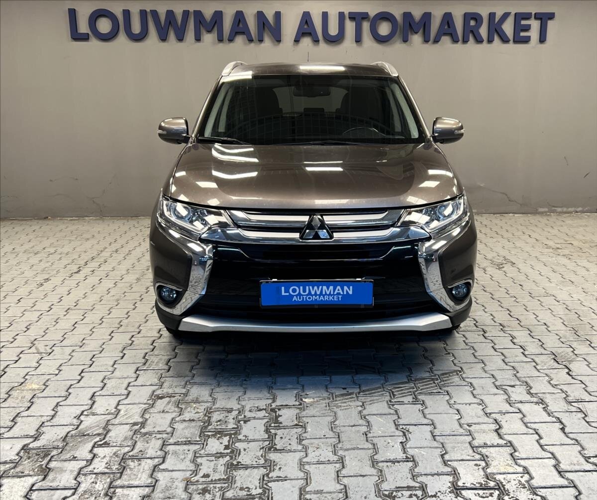 Mitsubishi Outlander SUV 2,3 l 110 kw