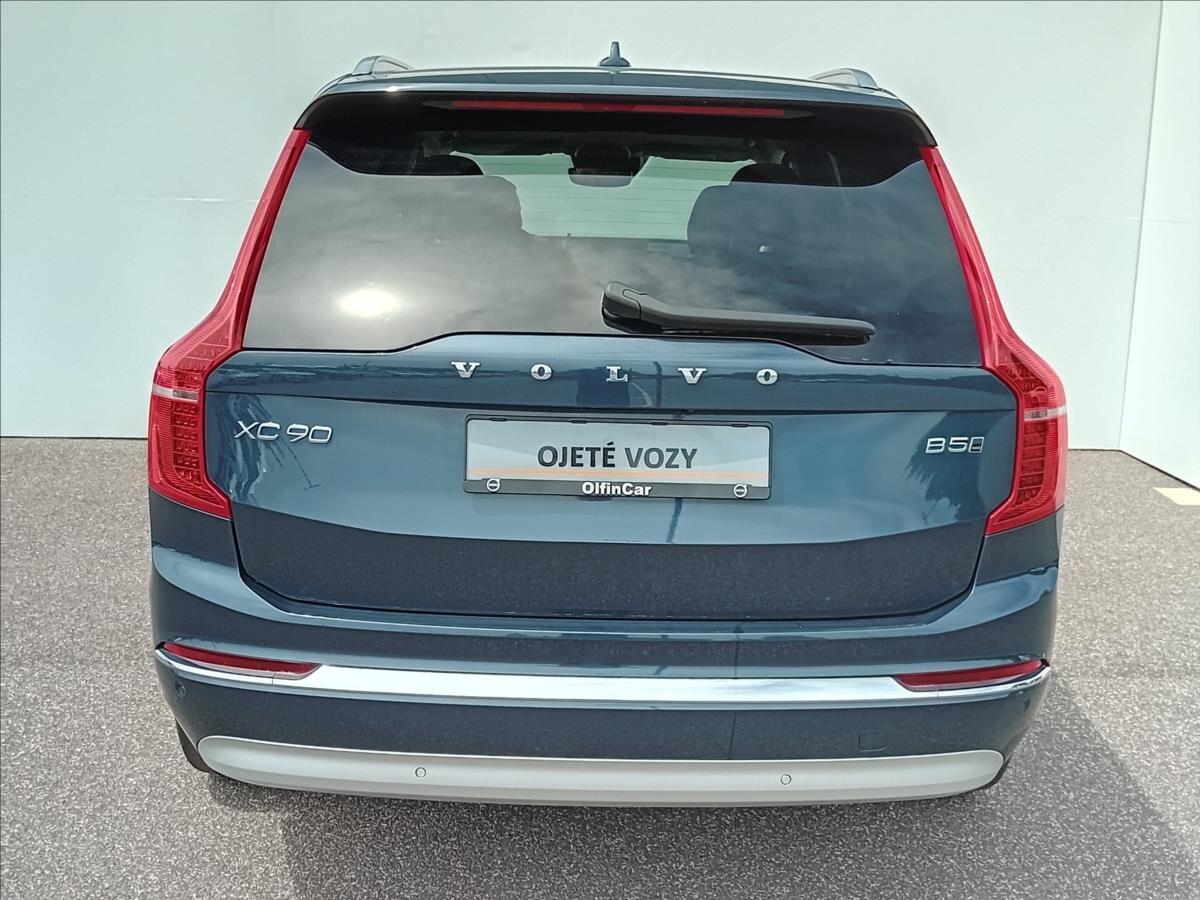 Volvo XC90 SUV / Terénní 2,0 l 173 kw