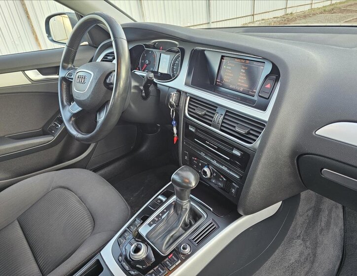 Audi A4 Kombi 2,0 l 110 kw