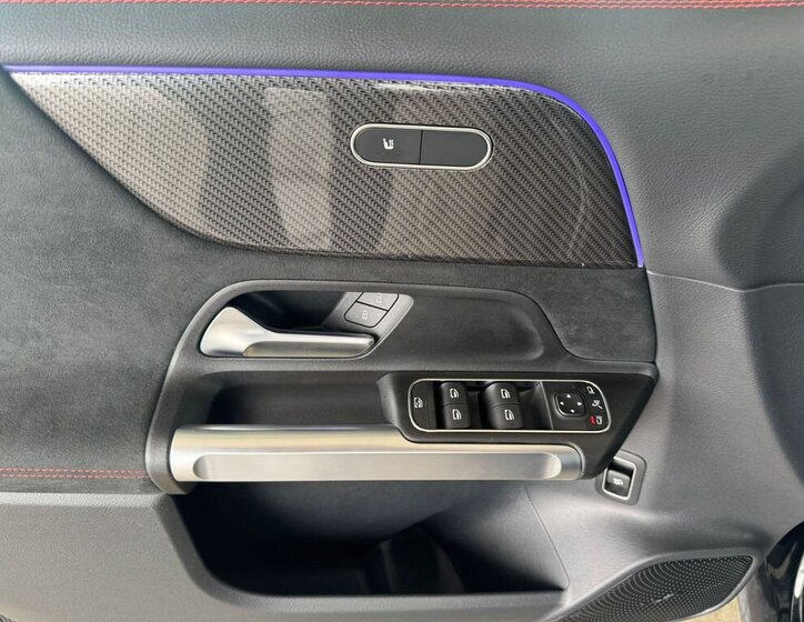 Mercedes-Benz GLB SUV 2,0 l 110 kw