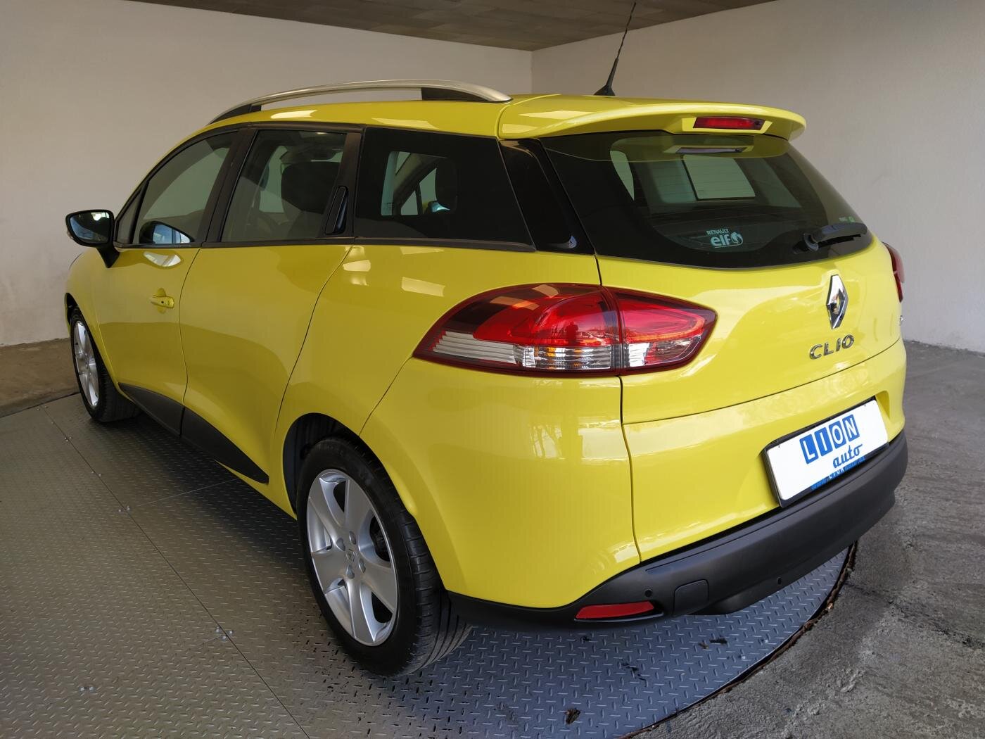 Renault Clio Kombi 898,0 66 kw