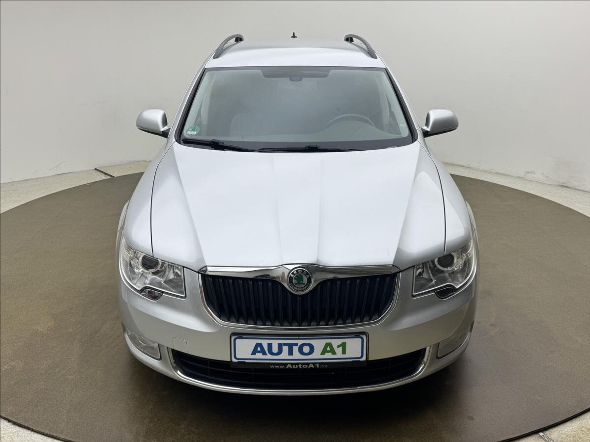 Škoda Superb Kombi 2,0 l 103 kw