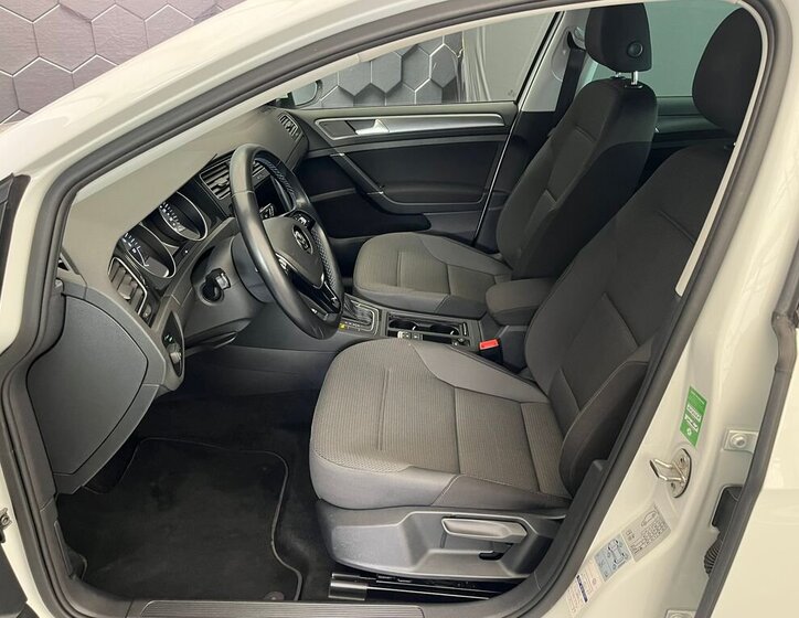 Volkswagen Golf Hatchback 0,0 100 kw