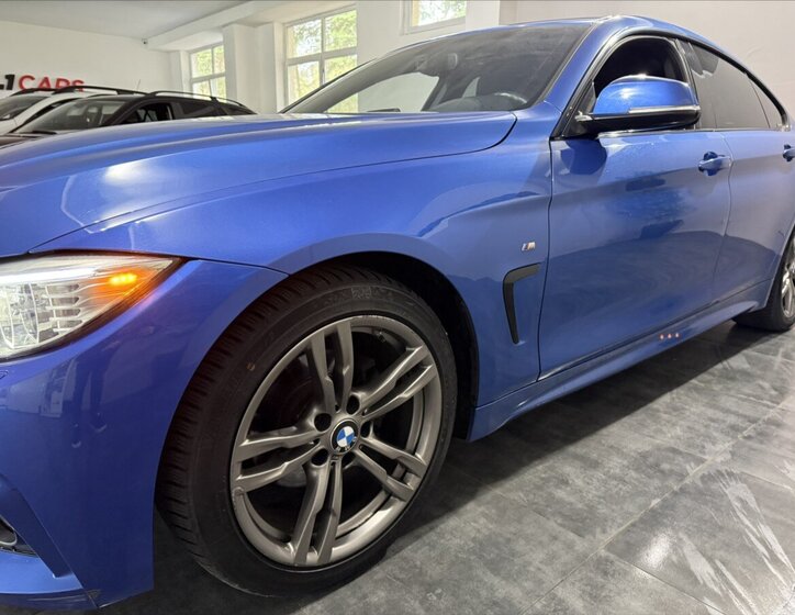 BMW Řada 4 Sedan / Limuzína 2,0 l 135 kw