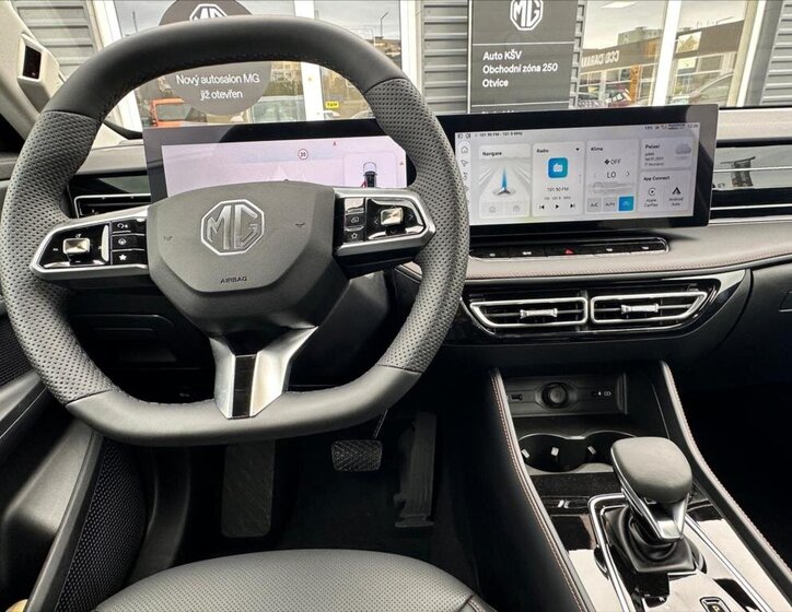 MG HS SUV 1,5 l 125 kw