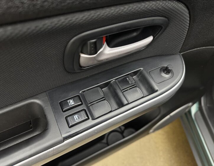 Suzuki Grand Vitara SUV / Terénní 1,9 l 95 kw