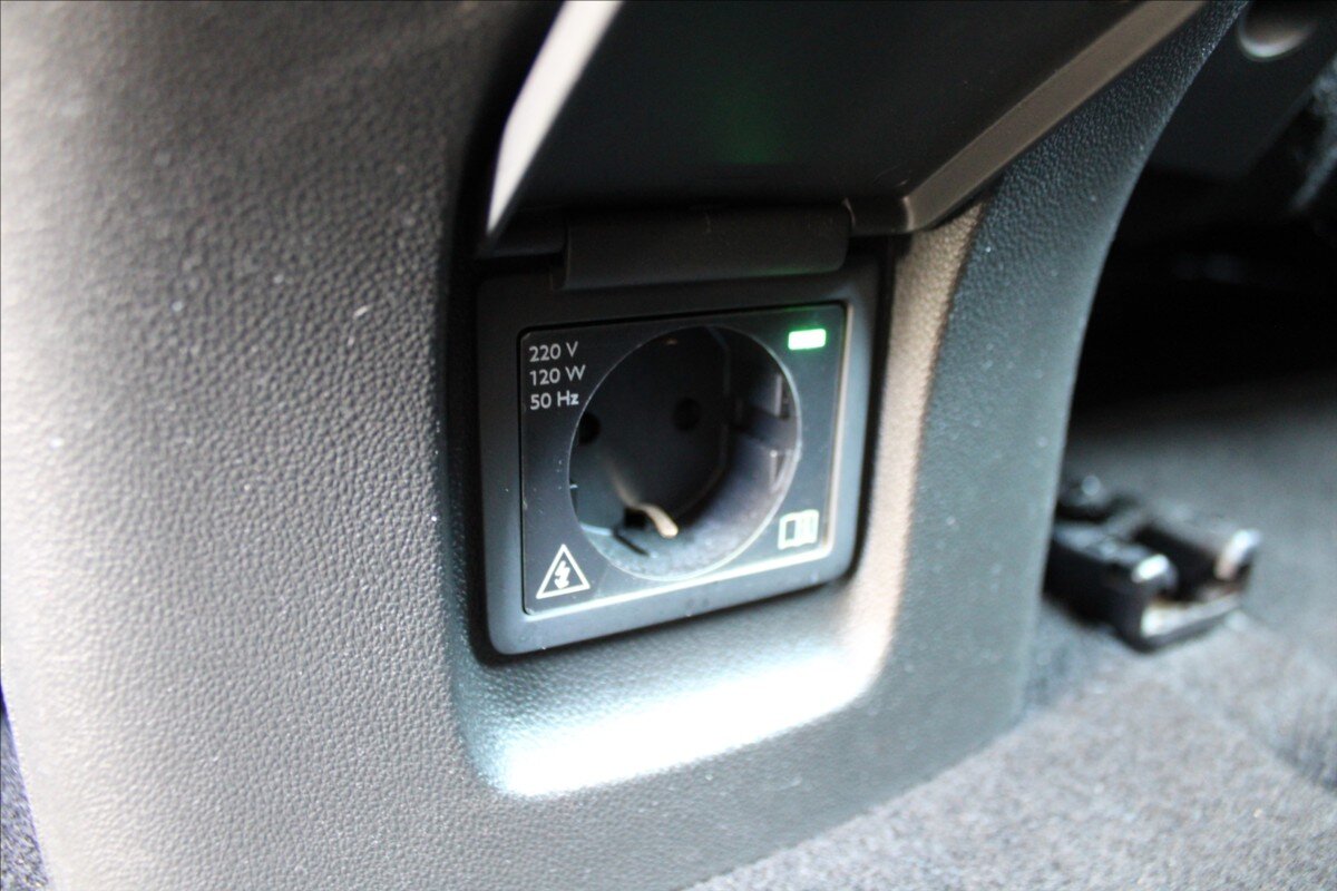 Opel Grandland X SUV / Terénní 1,5 l 96 kw