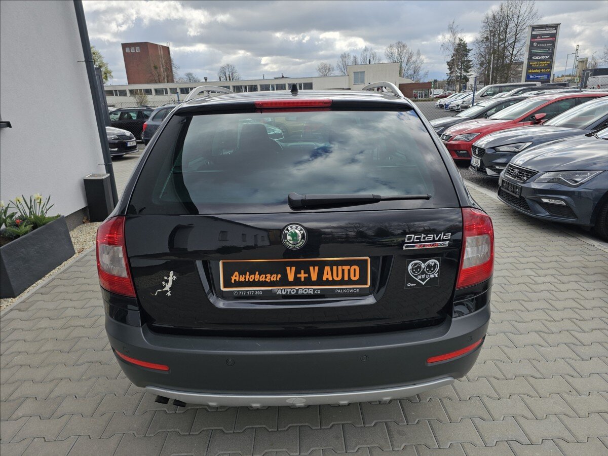 Škoda Octavia Kombi 2,0 l 103 kw